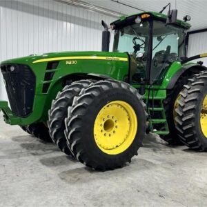 2007 John Deere 8330 Tractor